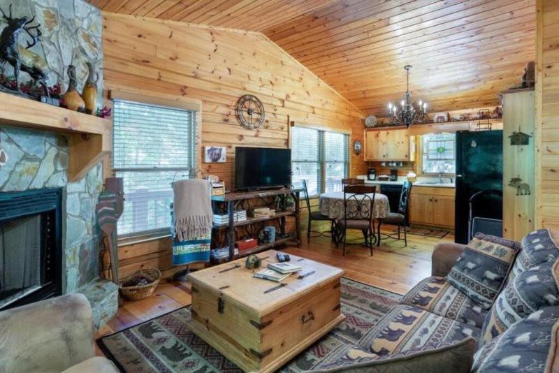 Mountain Spirit Cabin - Fireplace And Hot Tub Villa Blue Ridge Buitenkant foto