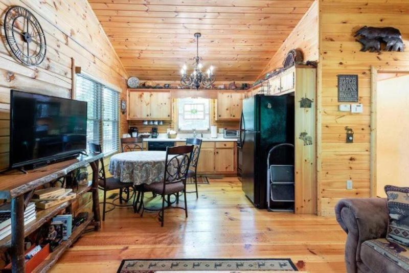 Mountain Spirit Cabin - Fireplace And Hot Tub Villa Blue Ridge Buitenkant foto