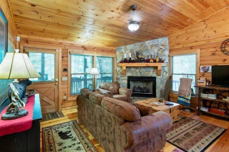 Mountain Spirit Cabin - Fireplace And Hot Tub Villa Blue Ridge Buitenkant foto